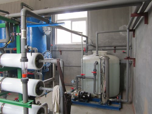 污水處理現(xiàn)場(chǎng) (6).jpg